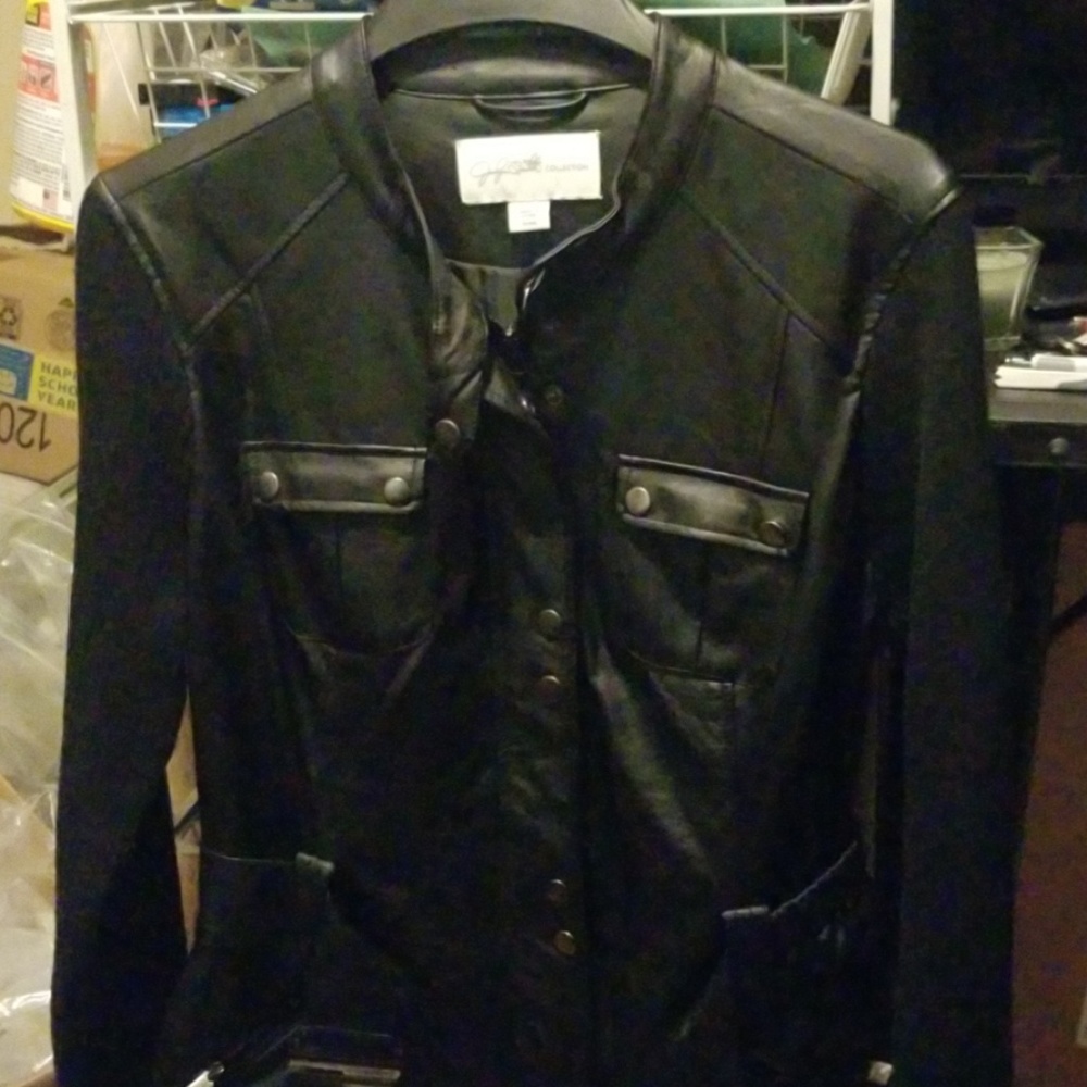 XL WOMENSWEAR JACKET